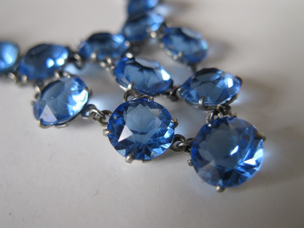 blue crystal necklaces