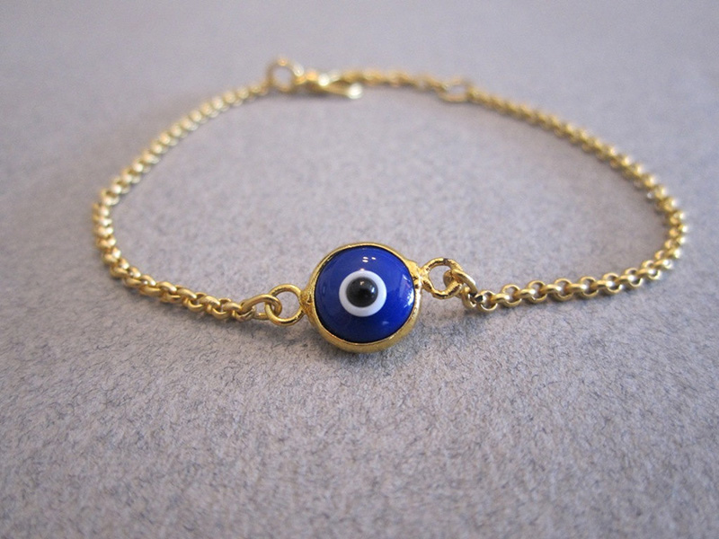 gold evil eye bracelet