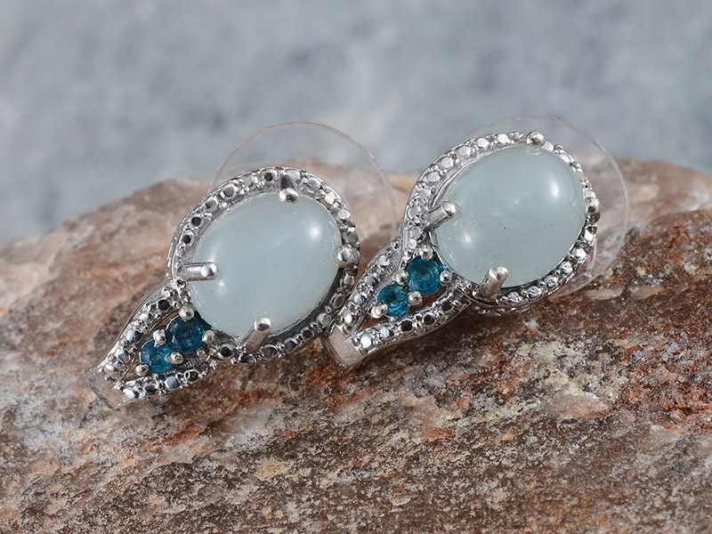 milky aquamarine earrings